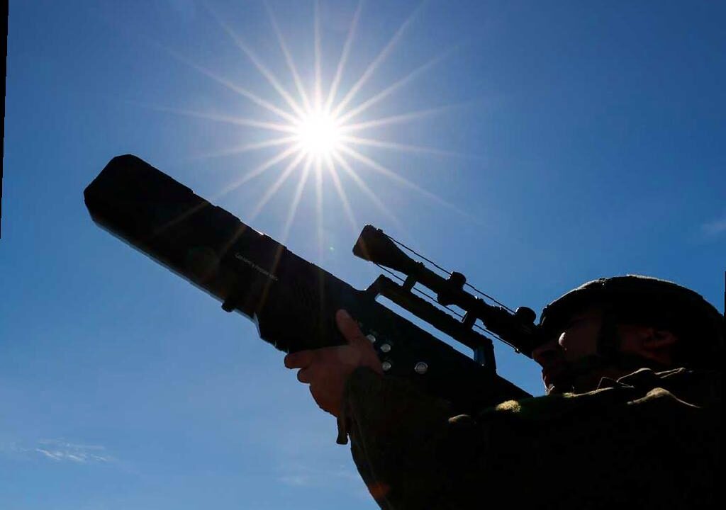 Вечерние учебные стрельбы в акватории Сочи