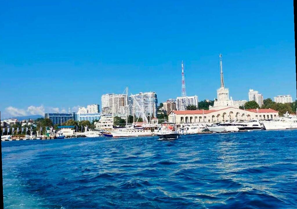 В Сочи проходят военные учения