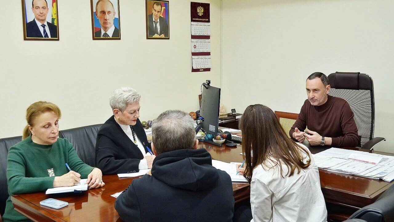 «Виктор Тепляков участвовал в собрании партии «Единая Россия»