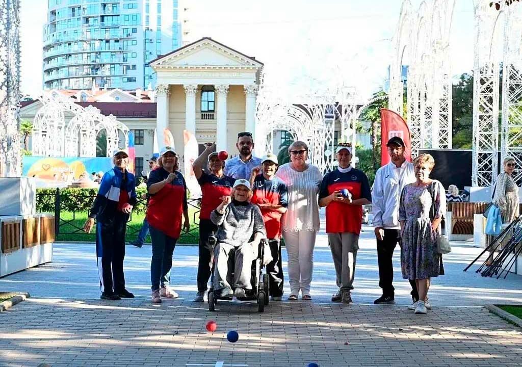 В 2025 году в Сочи на социальные выплаты направили около 90 миллионов рублей